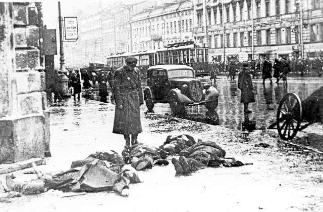 Täglich wurde gestorben, in Leningrad während der Blockade – massenhaft.