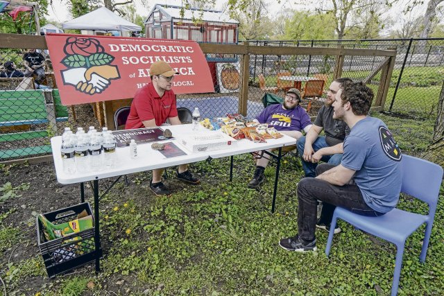 Nicht immer sind die Diskussionen an der DSA-Basis so harmonisch wie beim Picknick in Indianapolis.