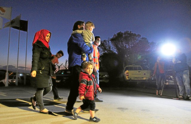 Syrische Geflüchtete bei ihrer Ankunft in Zypern, dem Spiritus Rector des neuen Asylpaktes der EU mit dem Libanon