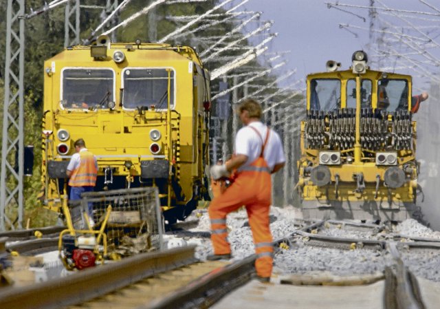 Bald ist es wieder soweit: Schienenarbeiten nahe dem Bahnhof Fri...