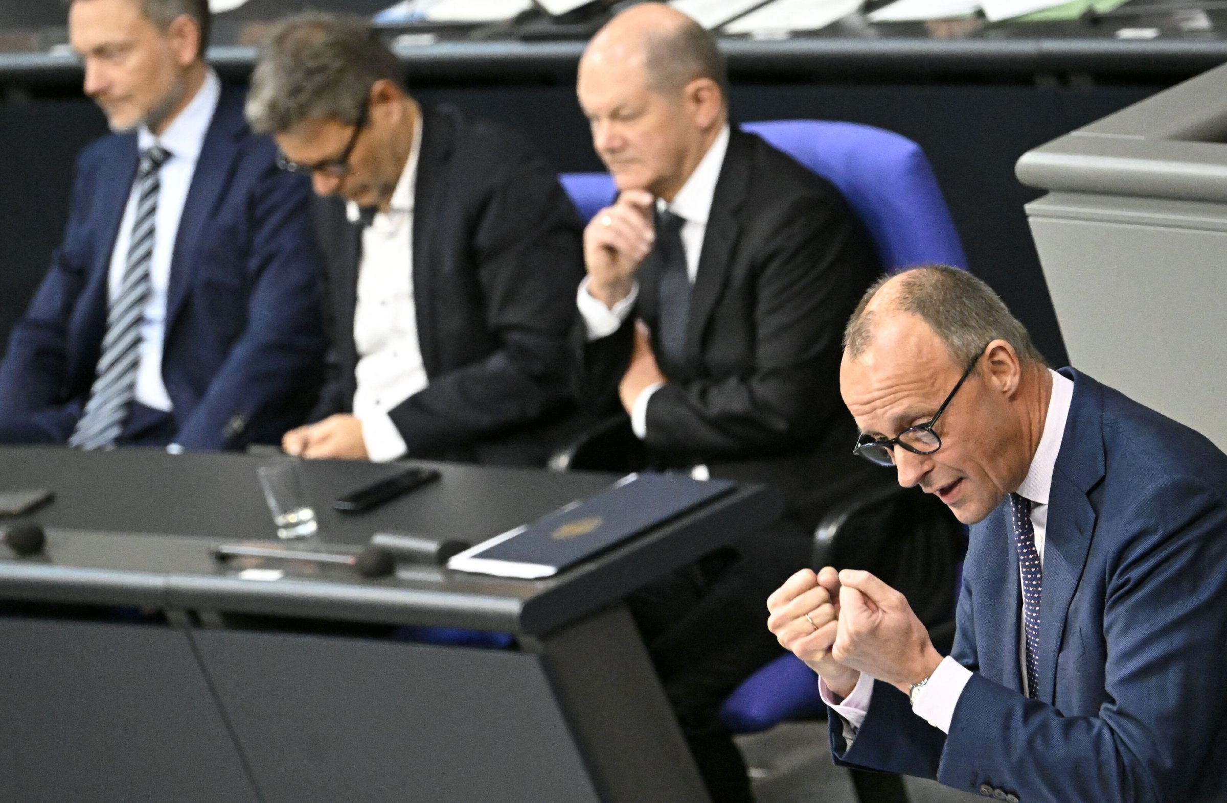 Bundestag : Débat budgétaire : Attaques contre l’État-providence