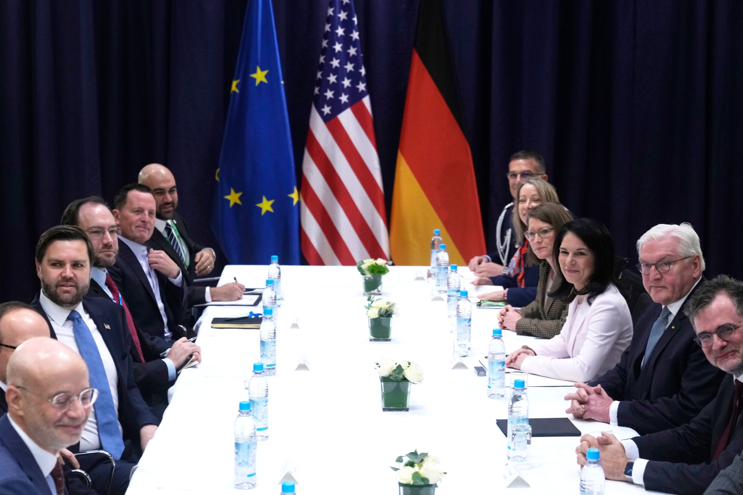  Foto zu Münchner Sicherheitskonferenz – Sicherheitskonferenz: US-Vizepräsident 