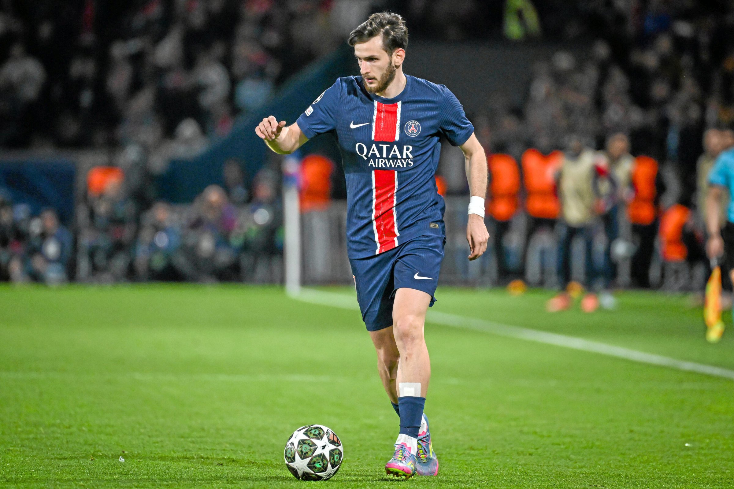 Fussball-Champions-League-Chanel-gegen-Versace-im-Finale
