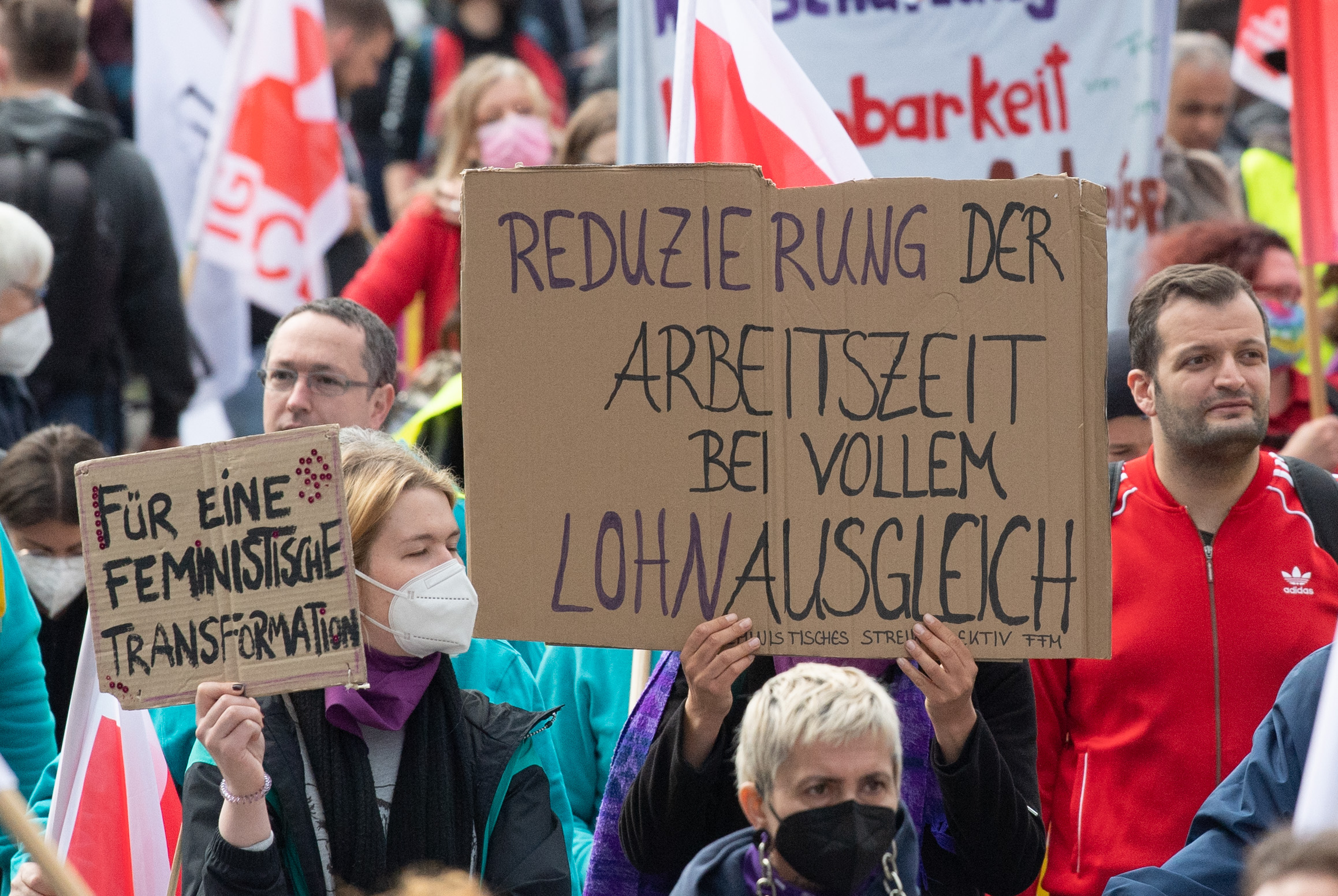 Arbeitszeit-Angetreten-zum-Dienst-am-Wachstum