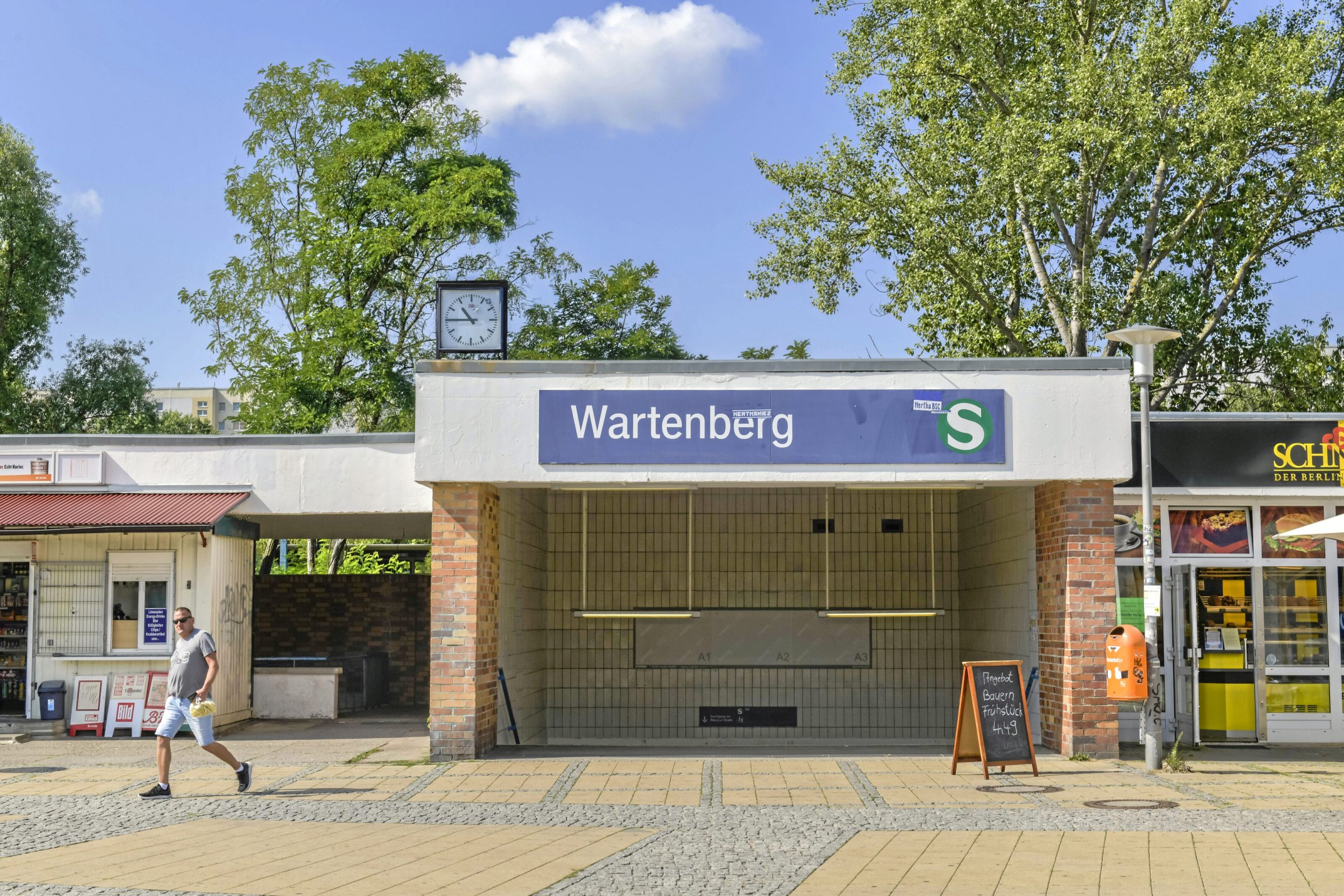 Hohensch-nhausen-Jugendliche-Neonazis-bauen-permanente-Bedrohungslage-auf