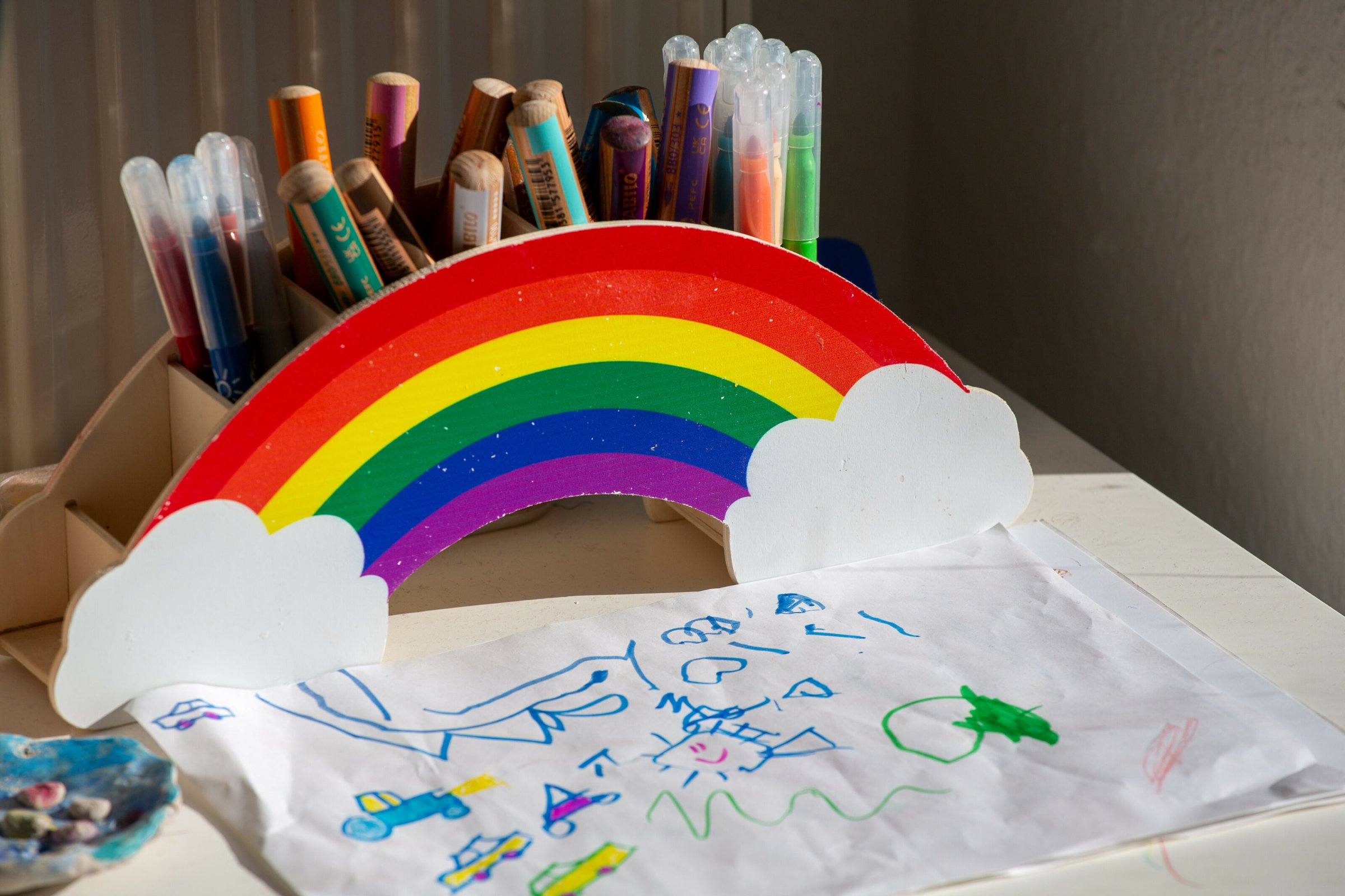 Queer-Brandenburg-verbiegt-den-Regenbogen