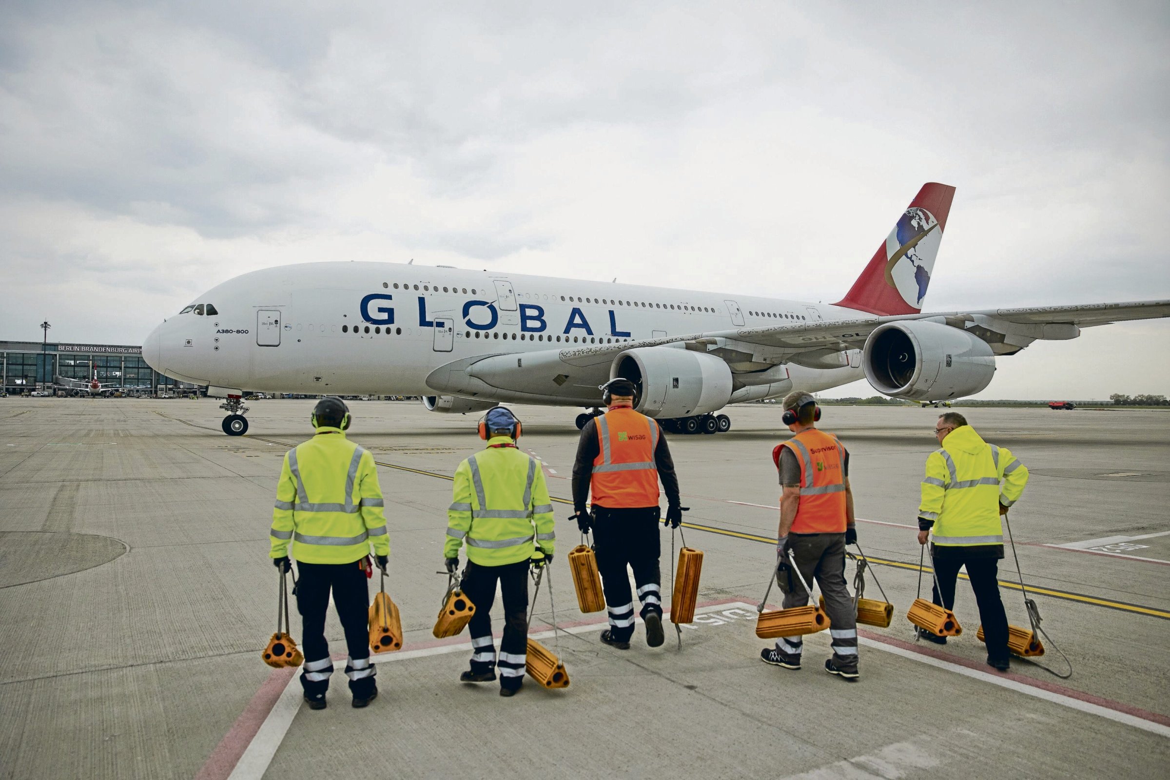 Luftverkehr-Vier-Sterne-Airport-BER-macht-Verlust