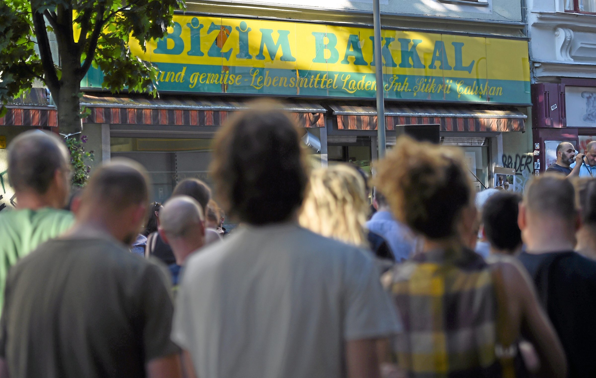 Aktivismus-Bizim-Kiez-Seit-10-Jahren-gegen-Verdr-ngung-in-Berlin-Kreuzberg
