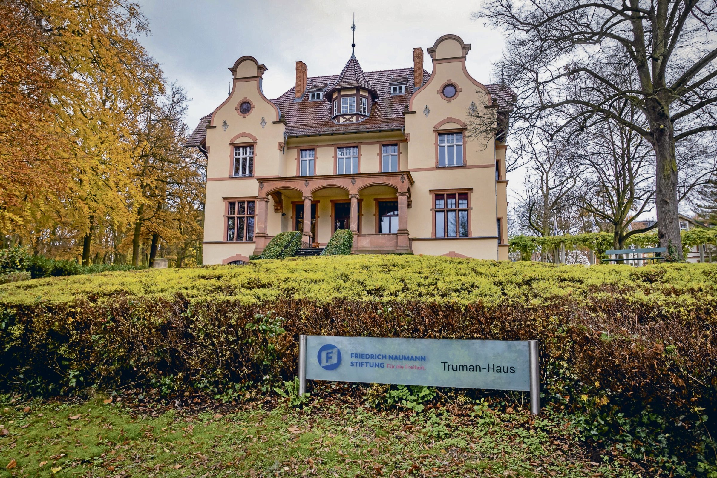 Frieden-Den-Atomkrieg-befohlen