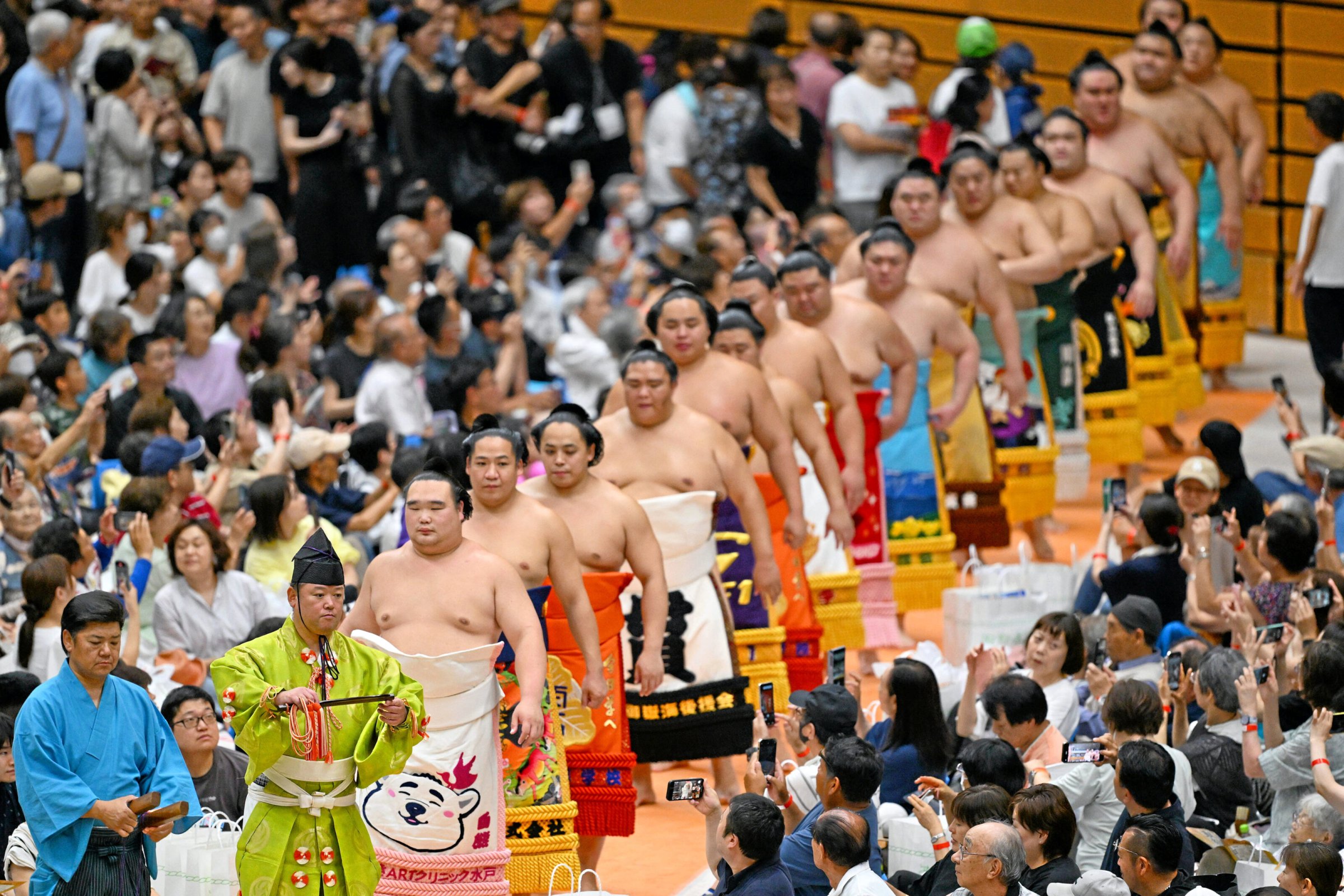 Japans Traditionssport | Sumo in London: Schwere Jungs auf Reisen