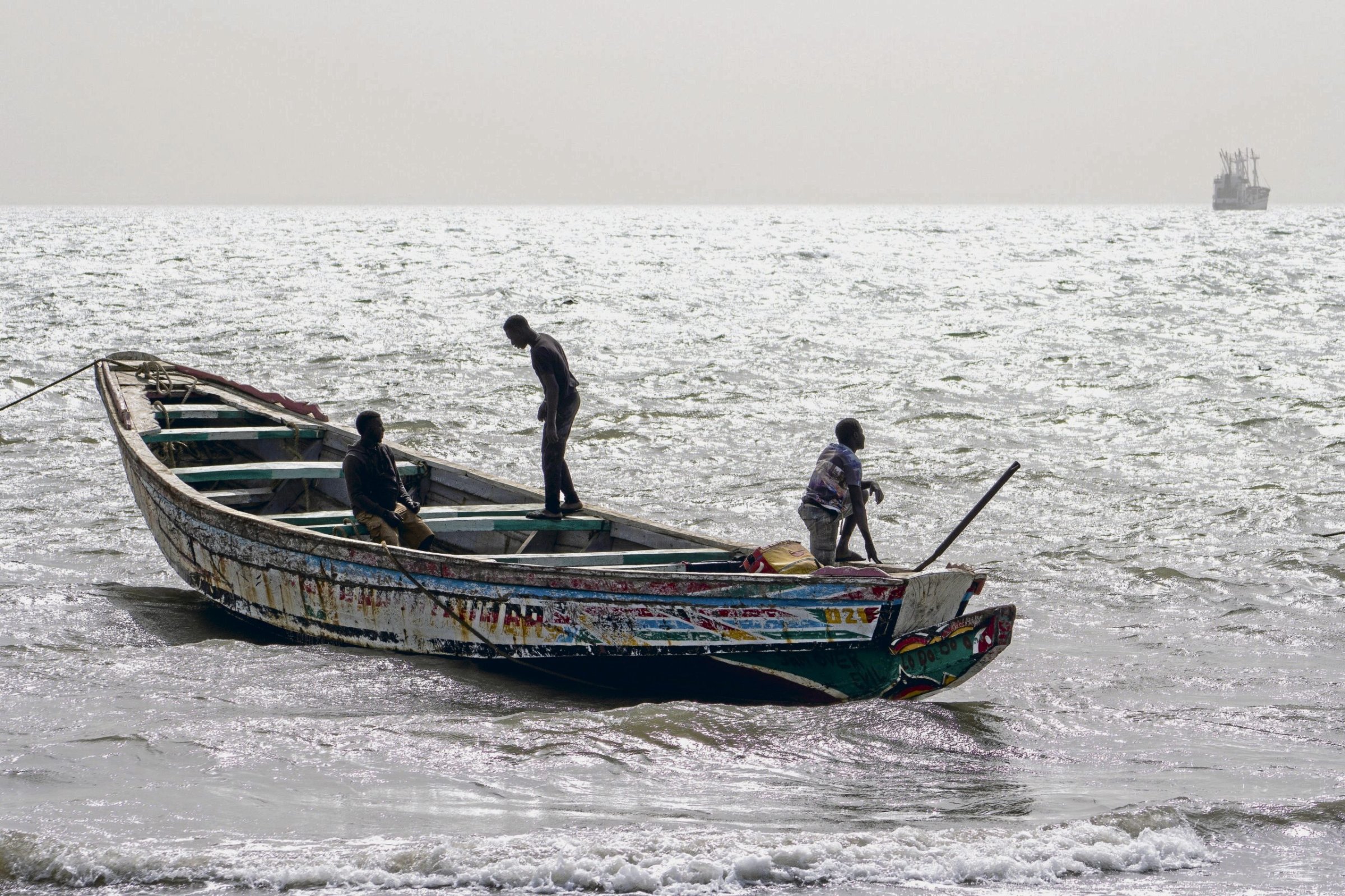 Fischer-in-Gambia-Kein-Land-in-Sicht