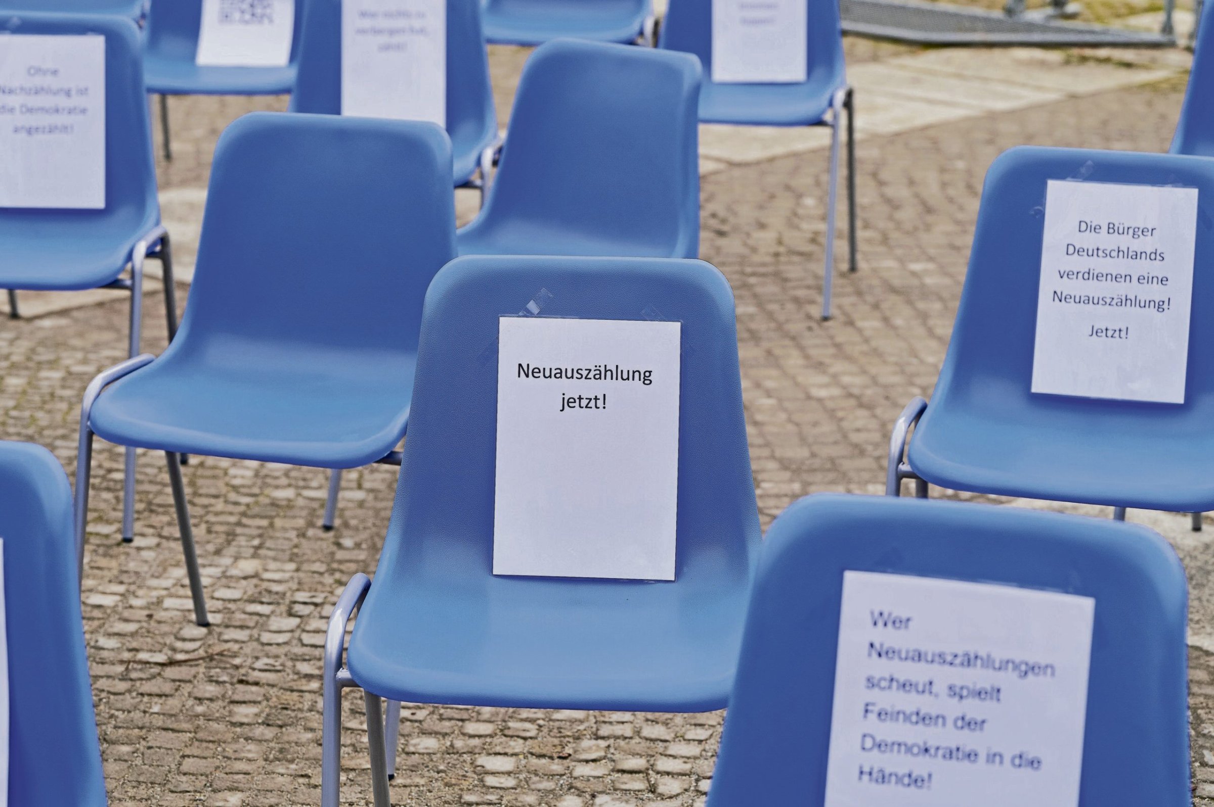 B-ndnis-Sahra-Wagenknecht-Wagenknecht-bleibt-am-Dr-cker