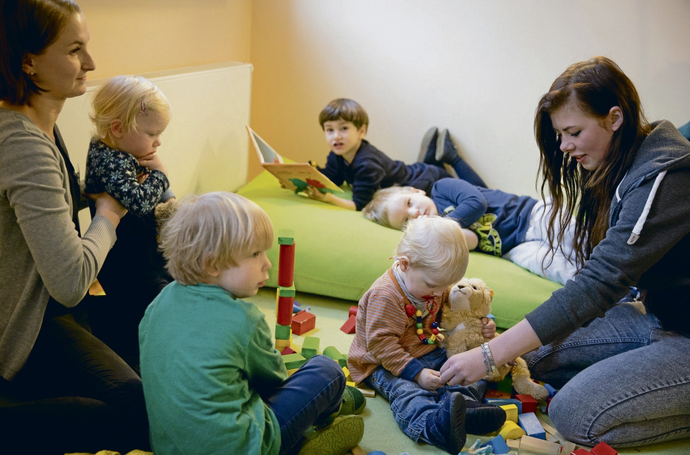 Arbeitskampf-Berlin-Betreuungsinseln-f-r-den-Kita-Streik