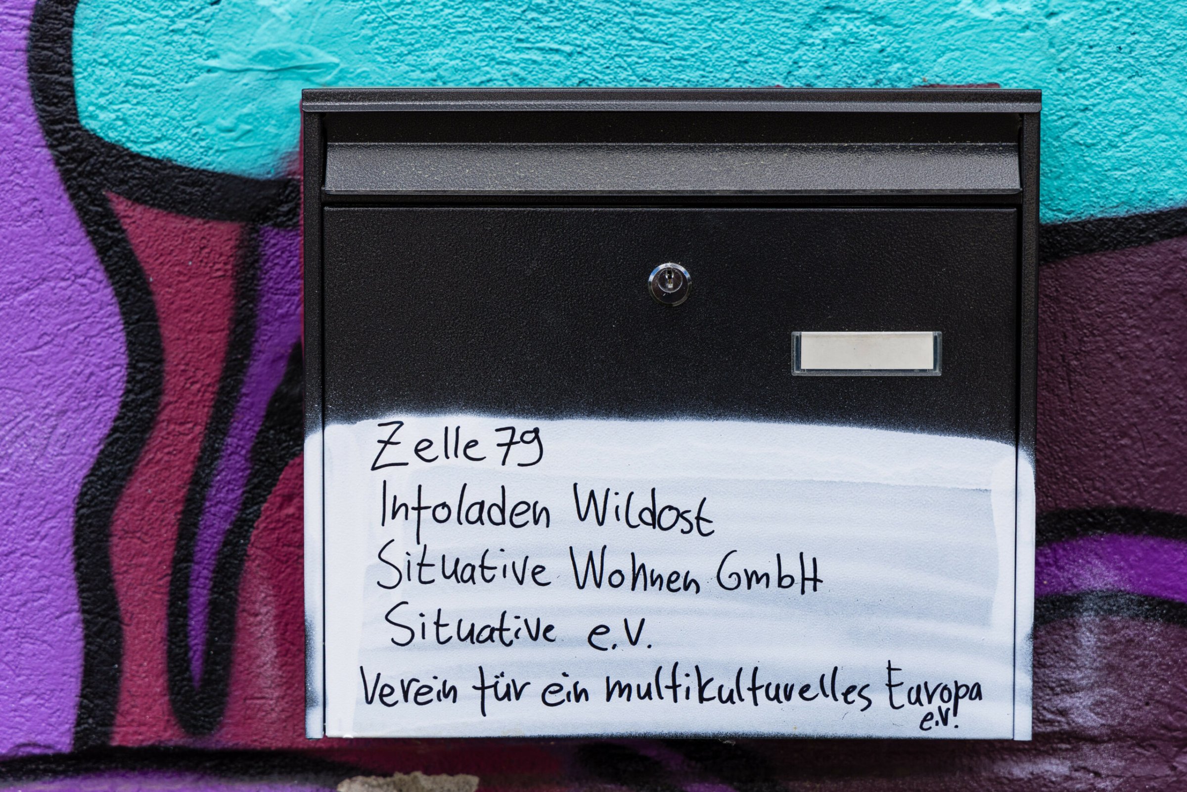 Cottbus-Briefkasten-von-linkem-Hausprojekt-Zelle-79-abgesprengt