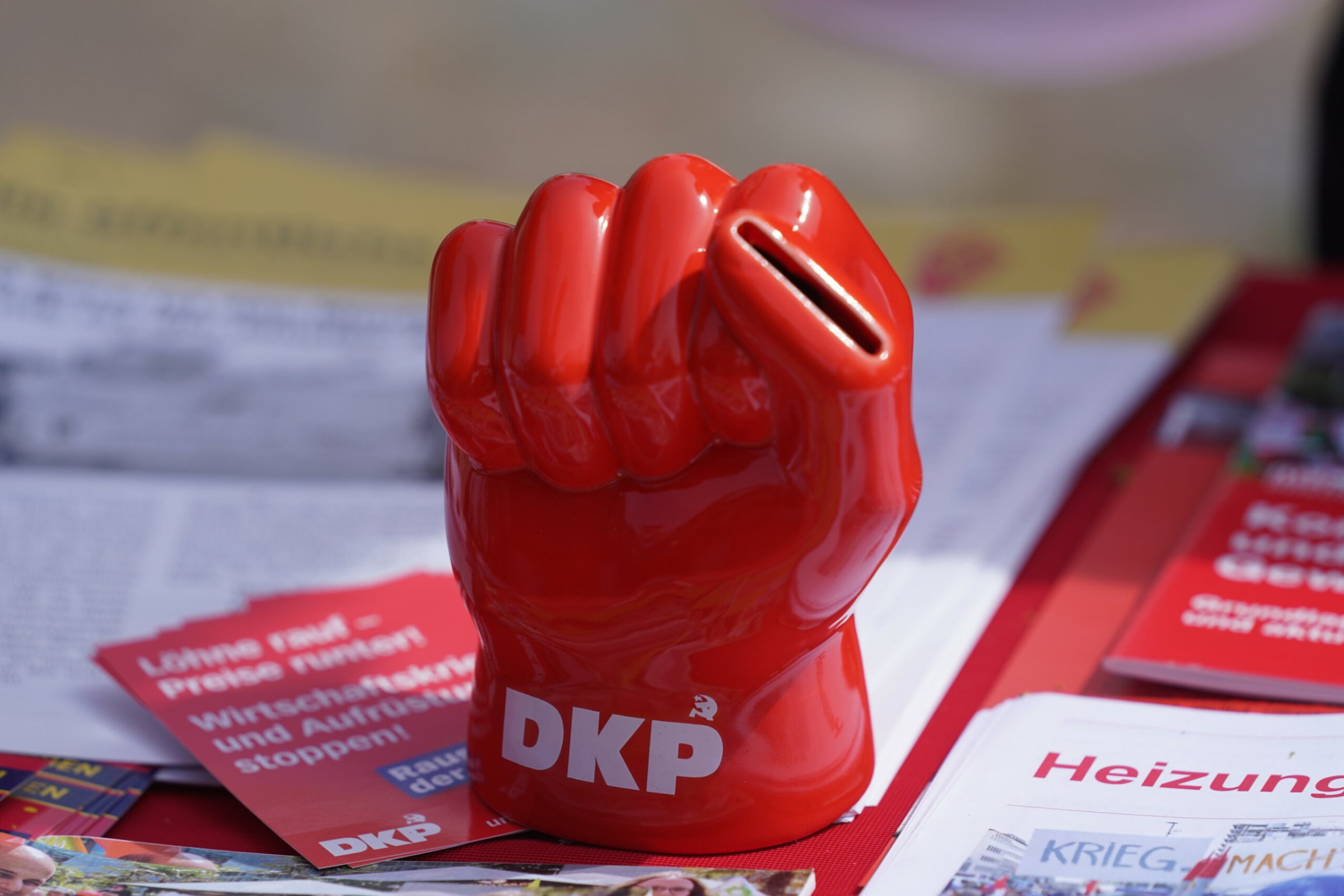DKP-GLS-Bank-k-ndigt-Konten-der-DKP