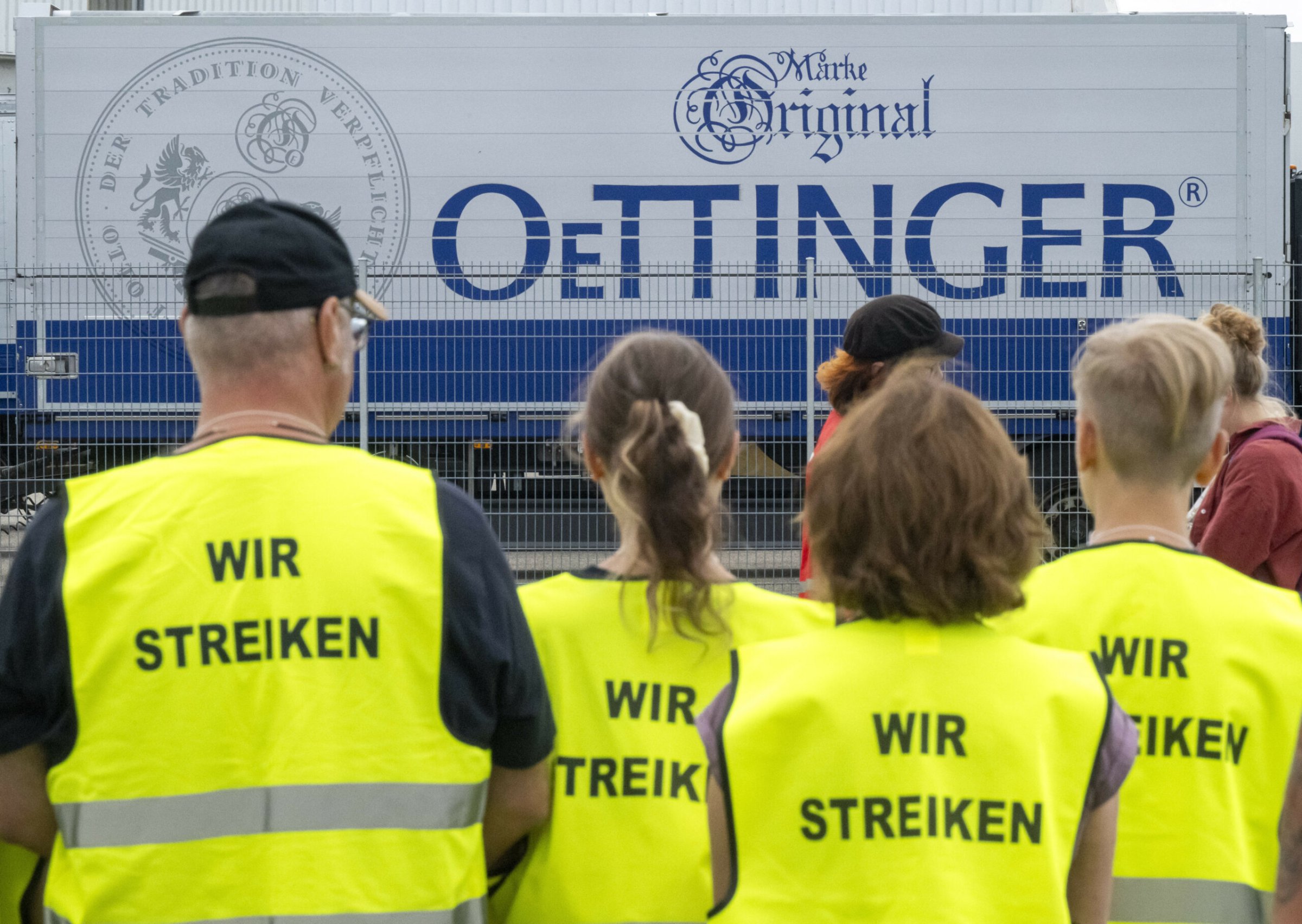 Tarifstreit-Verh-rtete-Fronten-in-der-Brauerei-Oettinger