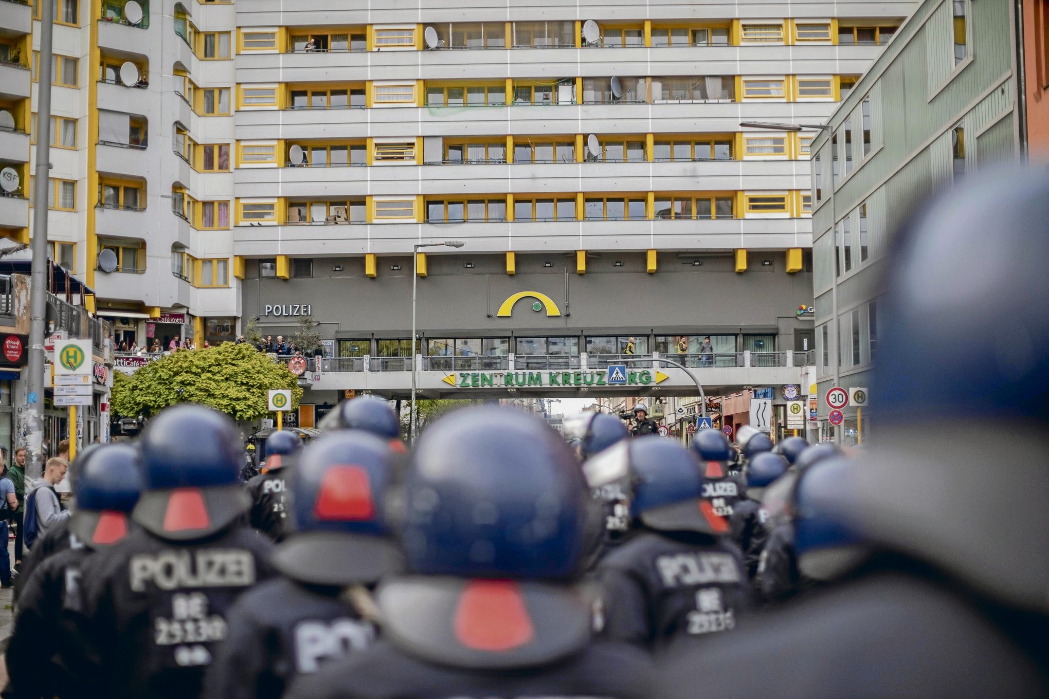 Innere-Aufr-stung-Berlin-Mehr-Polizei-als-New-York-City