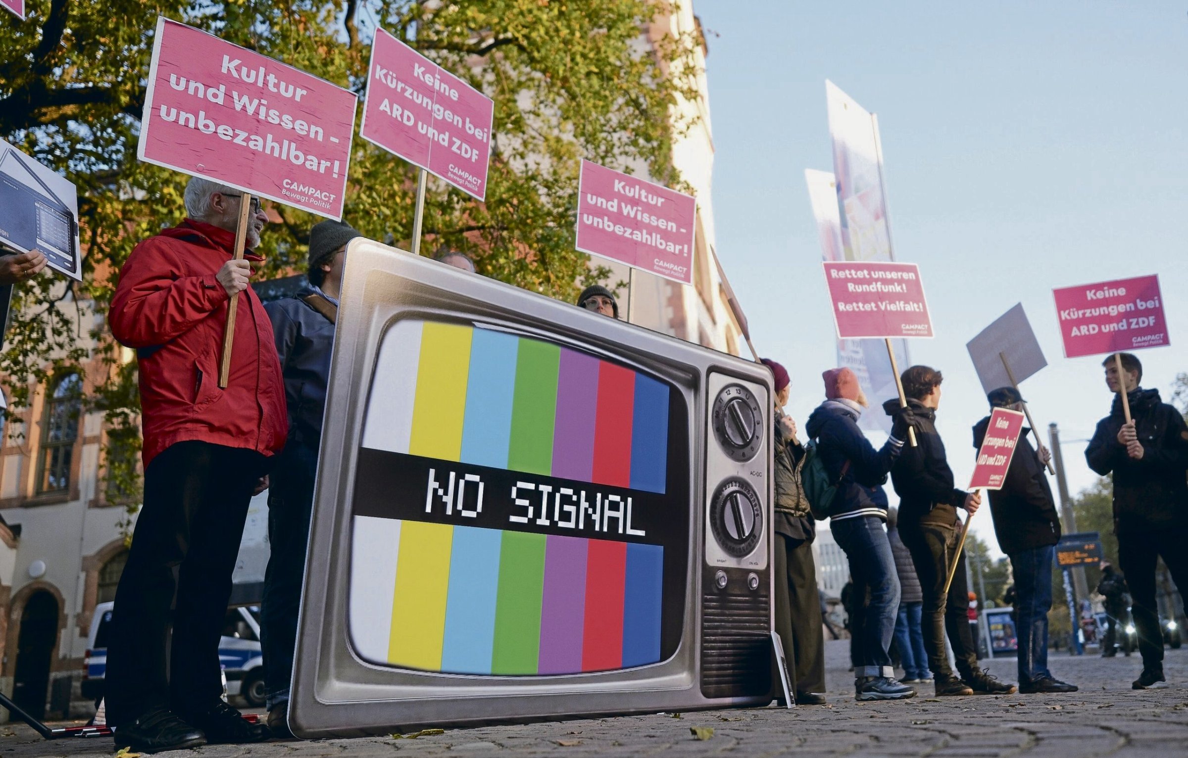 Rundfunkstaatsvertr-ge-Die-Rundfunkreformen-besch-digen-die-ffentlich-Rechtlichen-