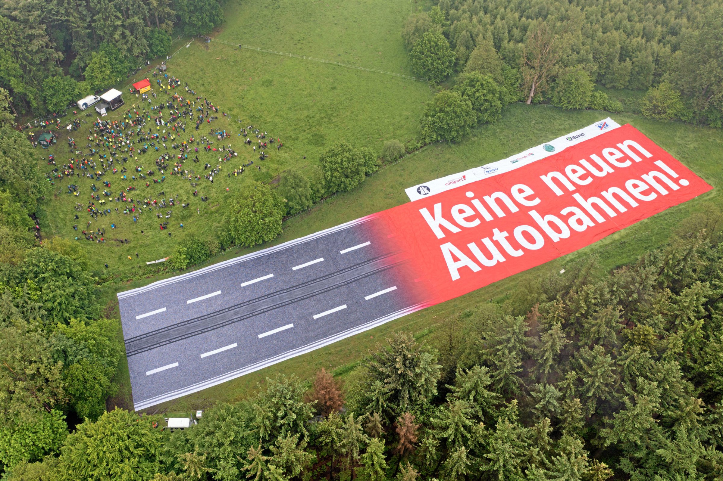 Verkehrspolitik-Gegen-den-Ausbau-der-A39-Wald-bei-L-neburg-besetzt