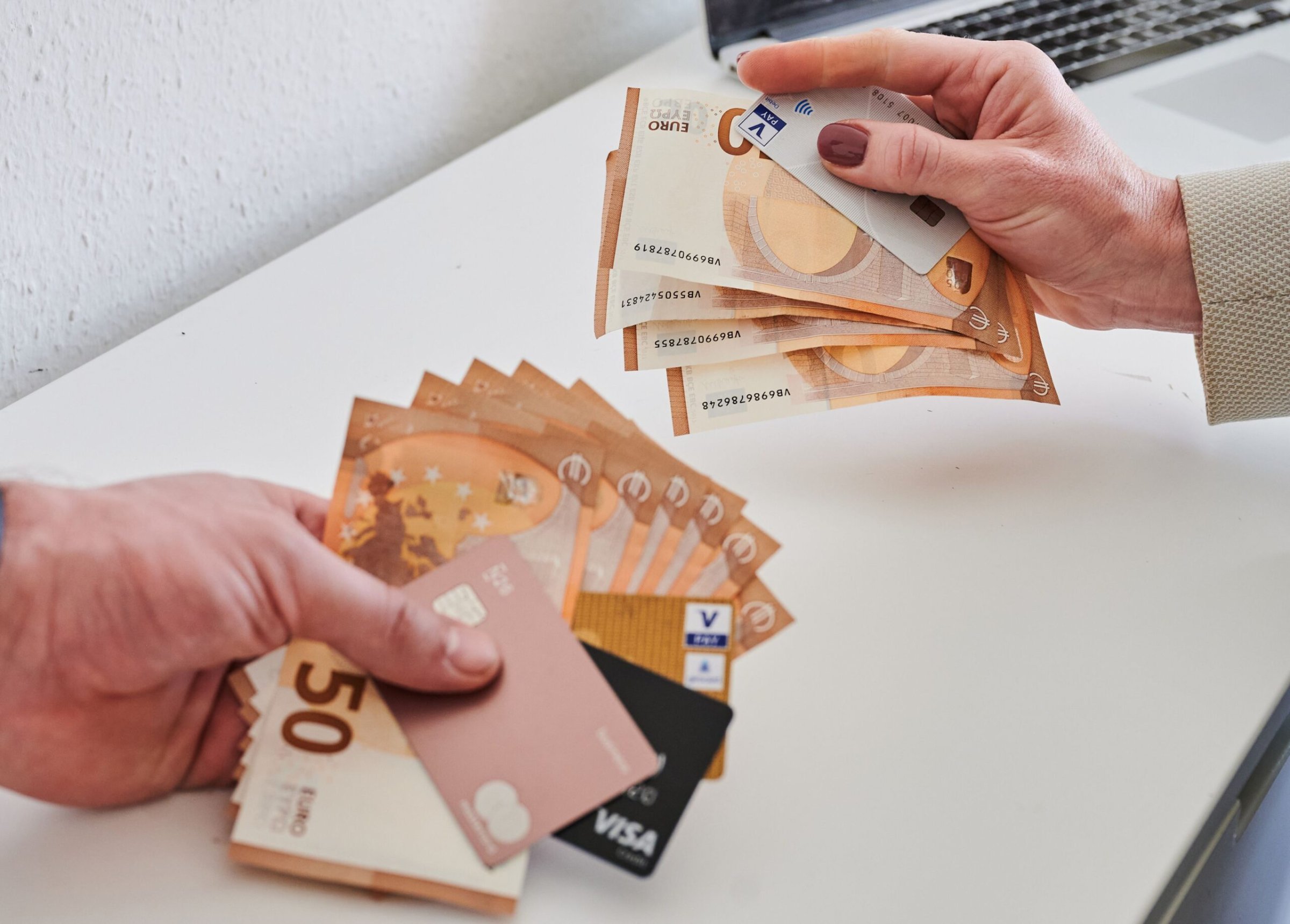 Entgeltungleichheit-zwischen-den-Geschlechtern-Gender-Pay-Gap-Diskriminierung-kleingerechnet