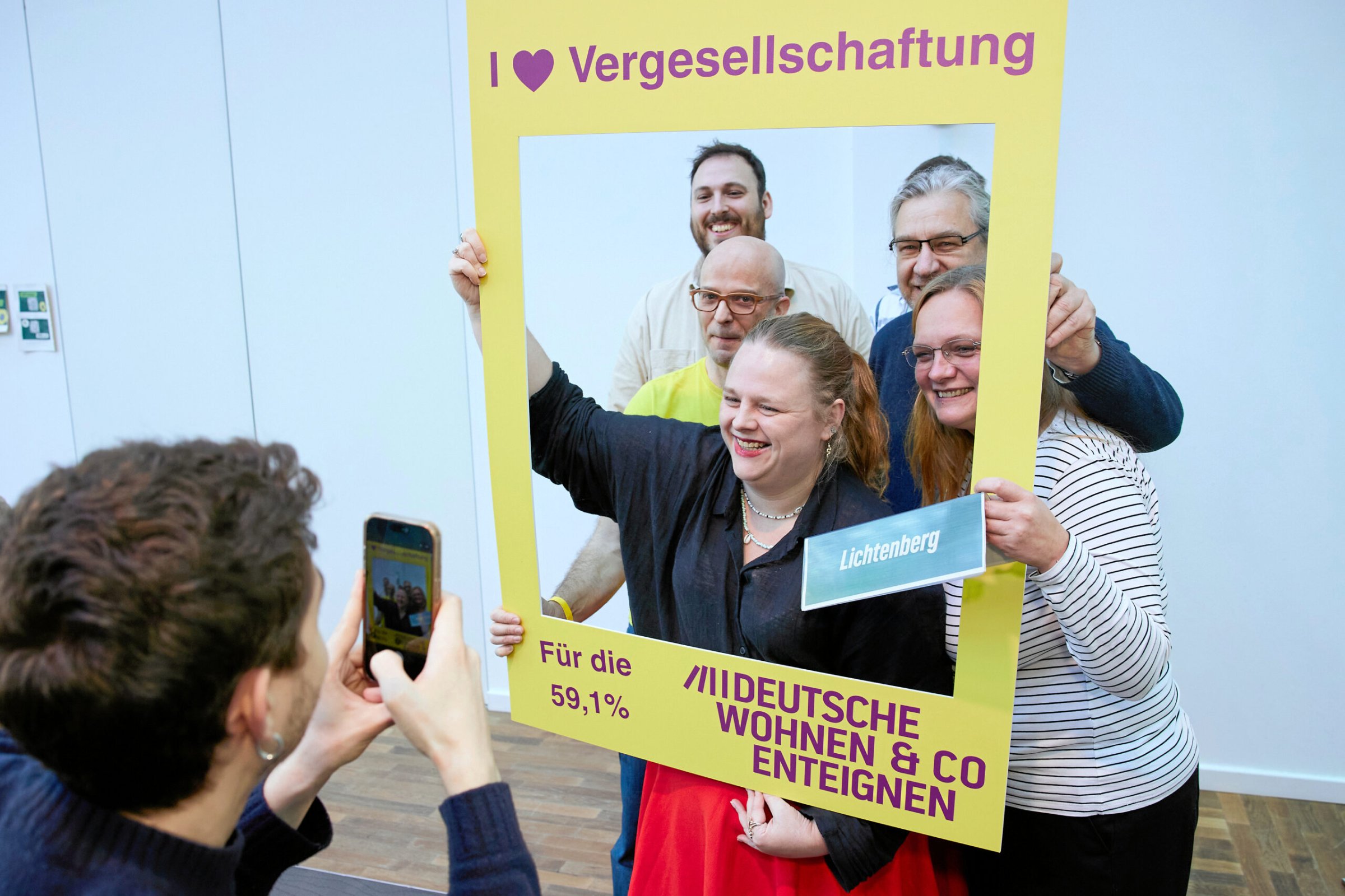 Deutsche-Wohnen-und-Co-Enteignen-Vergesellschafungsgesetz-Rahmen-ohne-Folgen