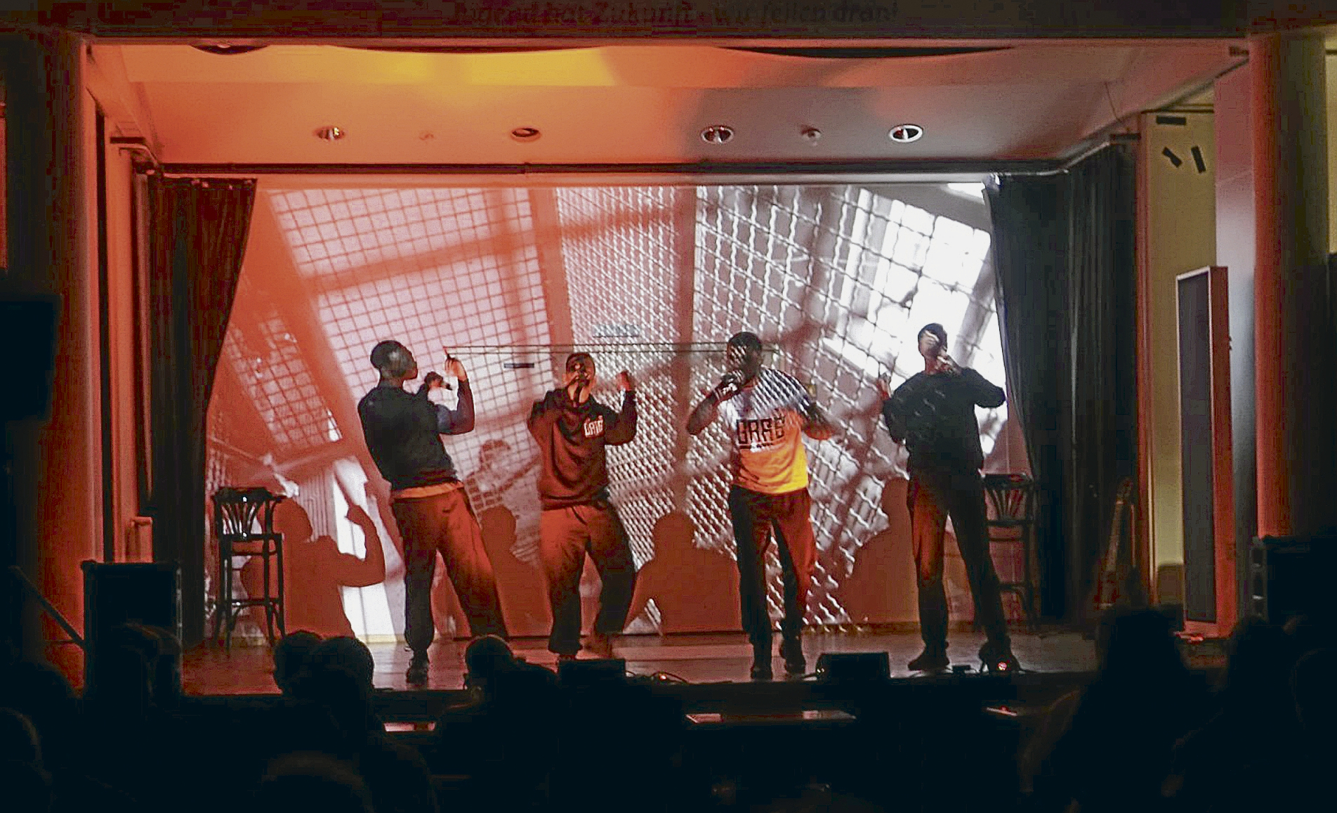 Gef-ngnis-Jugendstrafanstalt-Berlin-Rap-als-Ventil