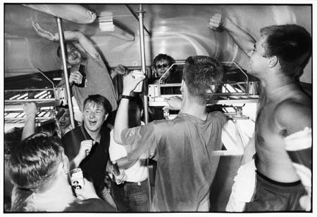 Union-Fans auf der Fahrt nach Leipzig 1992.