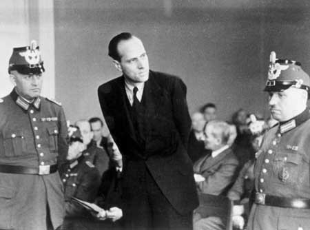 Helmuth James von Moltke vor dem »Volksgerichtshof«, 10. Januar 1945