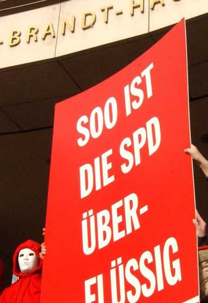 Wortmeldung vor der SPD-Zentrale ND-