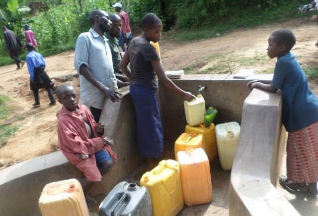 Der Zugang zu sauberem Trinkwasser wird 2019 ausgebaut.