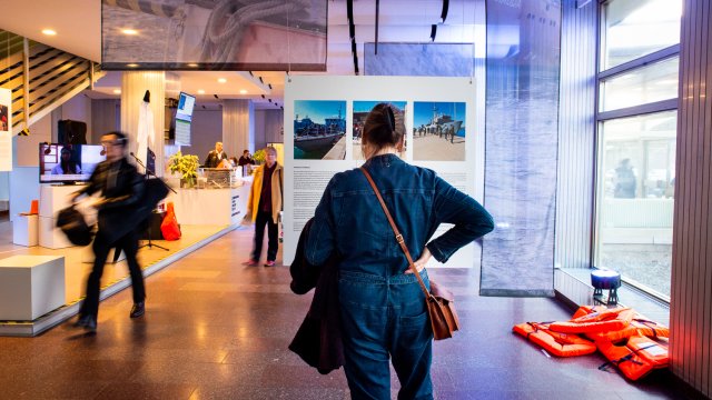 Ausstellungsansicht "Kein Land in Sicht für die Seenotrettung", FMP1, Berlin (Februar 2019)