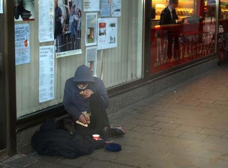 Allgegenw&#228;rtige Armut: Obdachloser in Br&#252;ssel