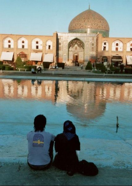 Abendliches Rendezvous an der Weltkulturerbestätte von Isfahan