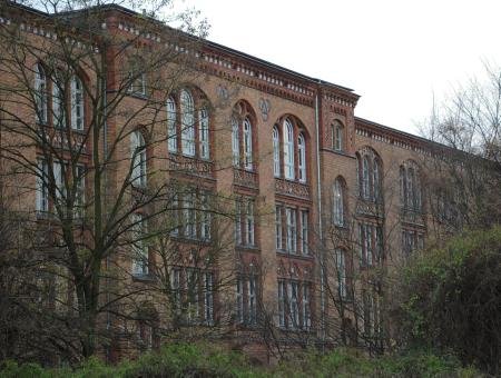 An der Gustav-Falke-Grundschule startet 2010 ein bildungspolitisches Experiment.