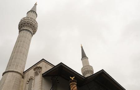 In Berlin haben nur vier Moscheen Minarette wie die Sehitlik-Moschee am Columbiadamm.