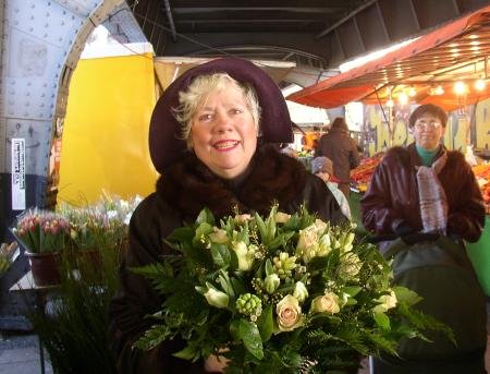 Attraktion auf dem Isemarkt: die singende Holl&#228;nderin Catharina Toos Nantke-Sio