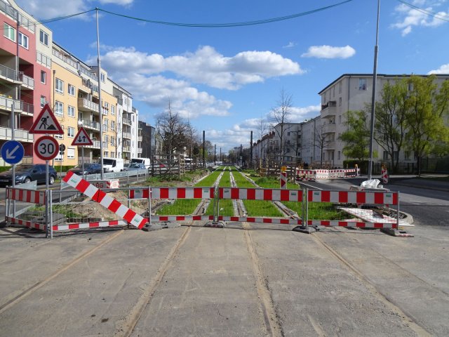 Die Straßenbahn-Neubaustrecke auf dem Groß-Berliner Damm in Johannisthal wird erst nach der Wahl im Herbst fertig.