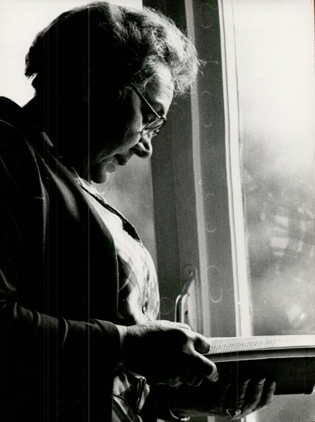 Unermüdliche Kämpferin für die Weltrevolution: Martha Naujoks 1978 in ihrer Hamburger Wohnung