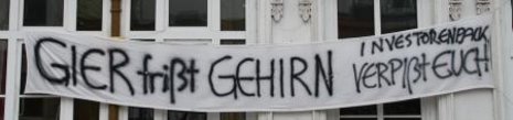 Protest gegen Spekulanten in der Bernhard-Nocht-Stra&#223;e im Hamburger Stadtteil St. Pauli
