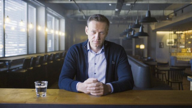Roher zeigt seinen Protagonisten ungeschönt: Alexei Nawalny während eines Interviews