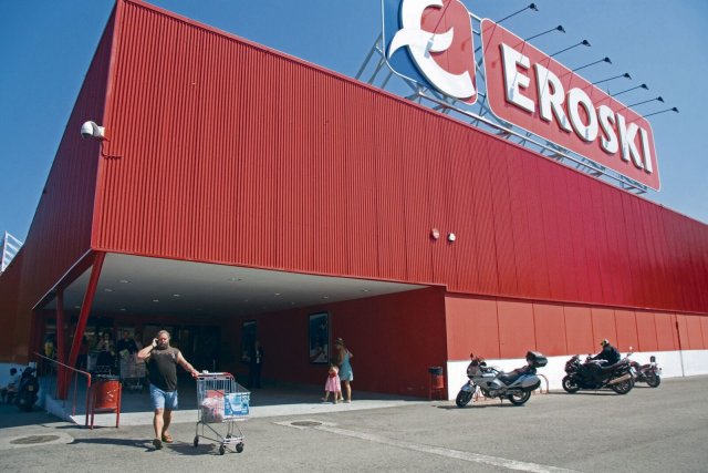 Auch die Supermarktkette Eroski gehört zum Genossenschaftsverbund Mondragon.
