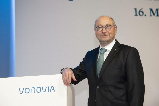 Mehr Rendite für die Aktionär*innen, weniger Essen für die Mieter*innen: Rolf Buch, Vorstandsvorsitzender von Vonovia, will die Miete erhöhen.