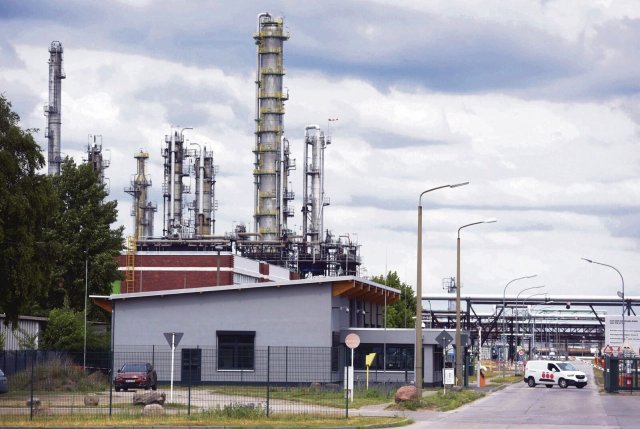 PCK-Raffinerie Schwedt: Am Tropf des russischen Öls