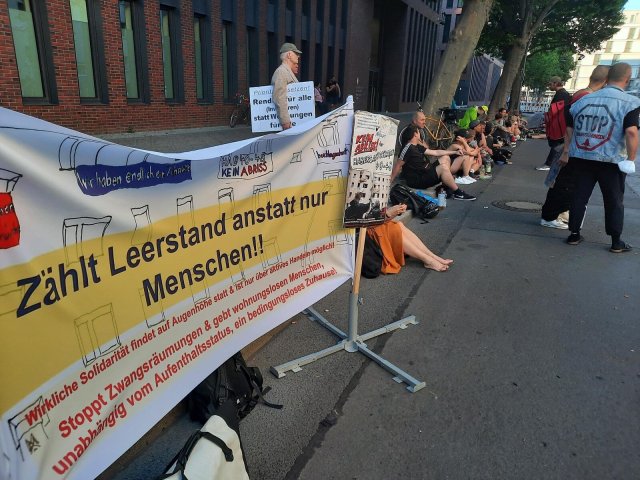 In der Habersaathstraße fordern wohnungslose Aktivist*innen die Zählung von Leerstand. Das Projekt mit 50 Leuten ist zwar nicht perfekt, aber ermöglicht ein freieres Leben als in Unterkünften oder auf der Straße.