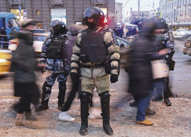 Polizeieinsatz bei einer Demonstration für Alexei Nawalnyi. Nikolai Baschmakow musste 2021 für den Aufruf zum Protest für mehrere Tage ins Gefängnis.