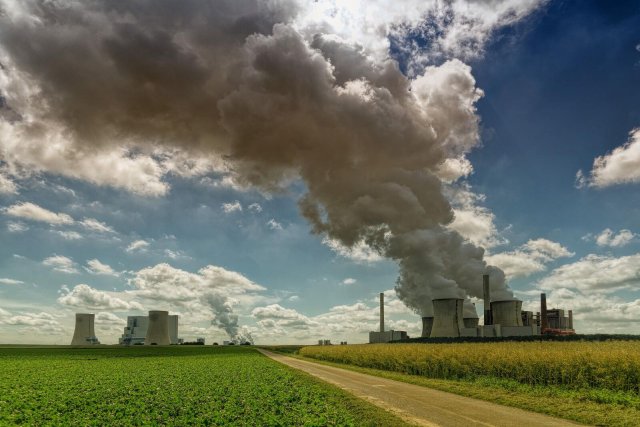 Kohlekraftwerke könnten noch lange CO2 in die Luft blasen.