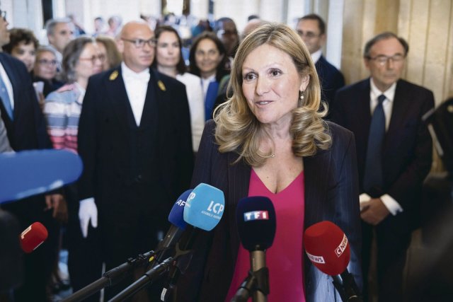 Frankreichs neue Parlamentspräsidentin: Erste Frau auf diesem Posten