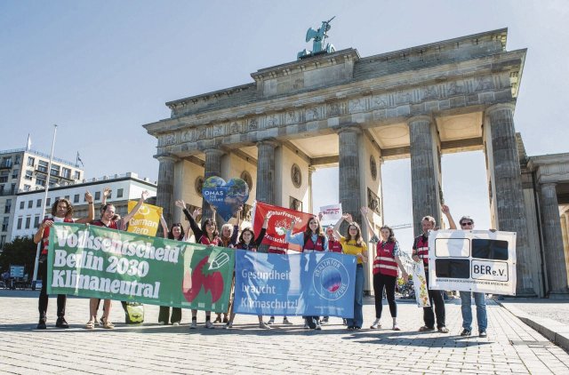 Sie haben viel vor: 175 000 Unterschriften braucht »Berlin 2030 Klimaneutral« für den Volksentscheid.