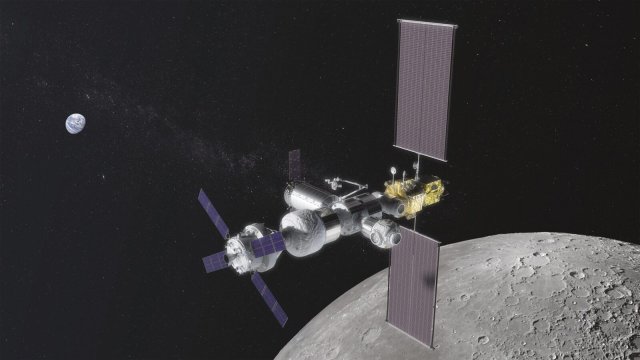 Eine Raumstation im Mondorbit soll der erste Schritt des neuen bemannten Mondprogramms von USA, Westeuropa und Japan werden.