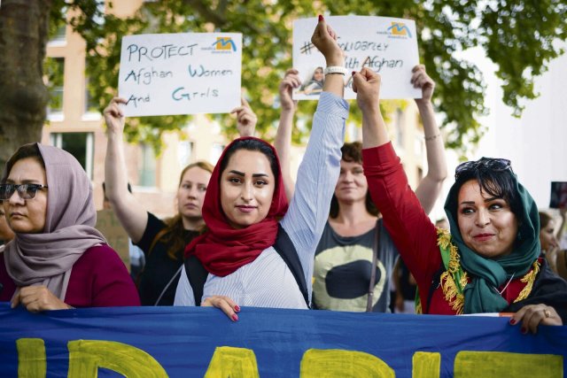 Proteste in Berlin anlässlich ein Jahr Taliban-Herrschaft in Afghanistan